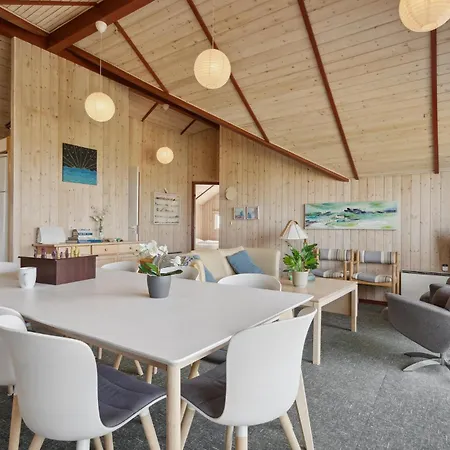 Stunning In With House A Panoramic View Vinderup